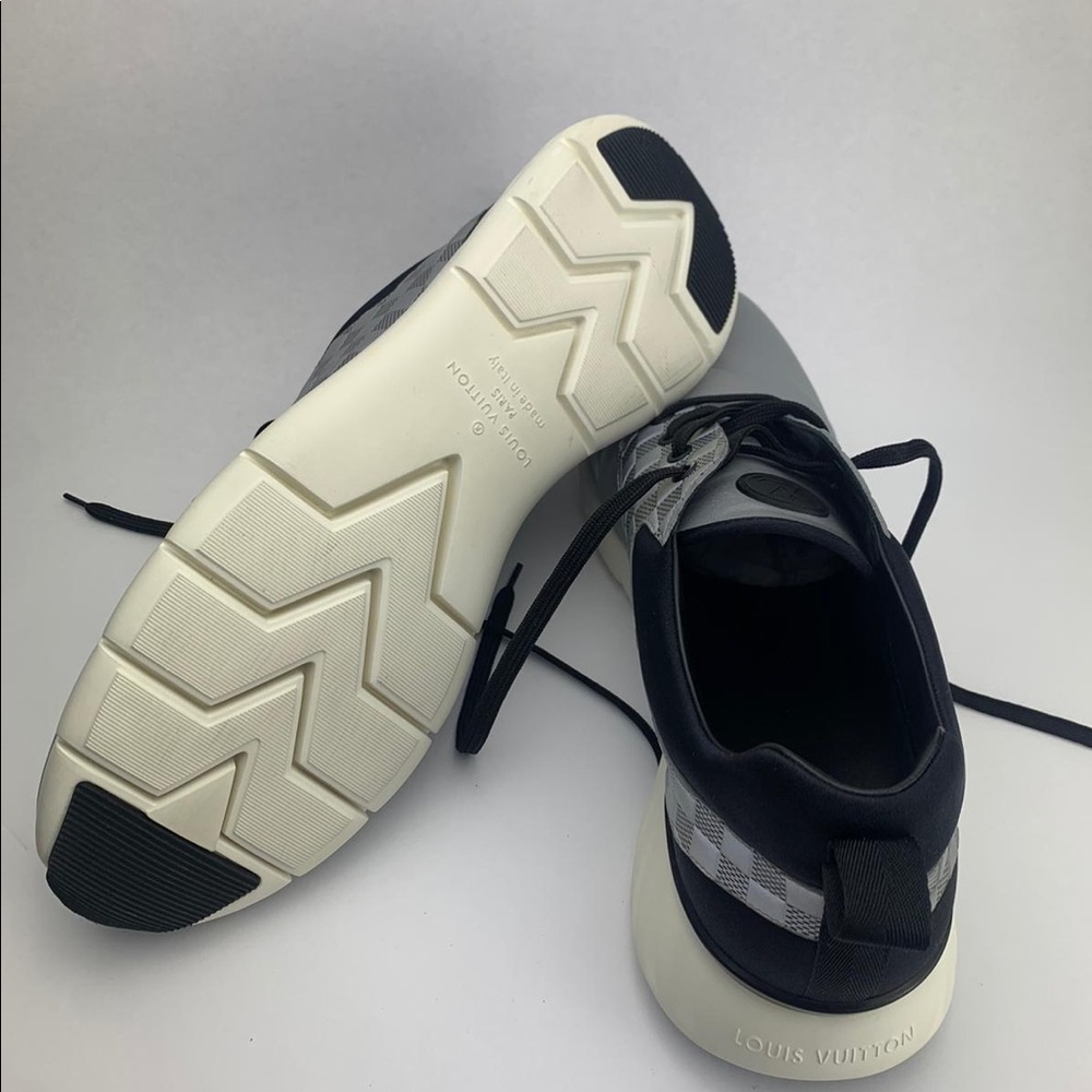 Louis Vuitton Nylon Suede Damier Fastlane - Picture 14 of 14